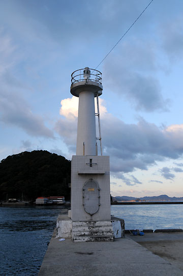 北条港灯台