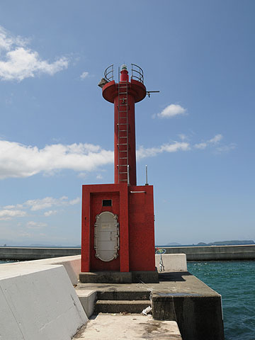 津屋崎港1号防波堤灯台