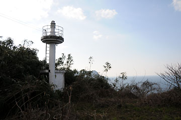 香住港城山灯台