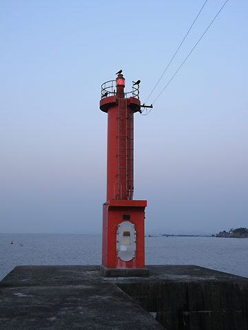 住吉港東防波堤灯台