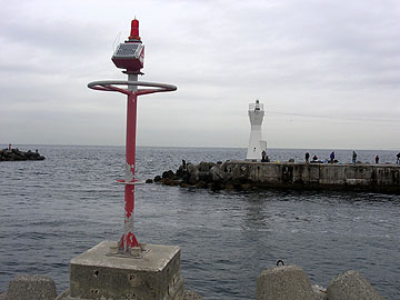 神島港北防波堤灯台