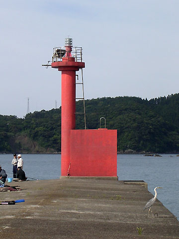 油津港東防波堤灯台