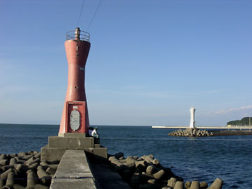 深日港西防波堤灯台