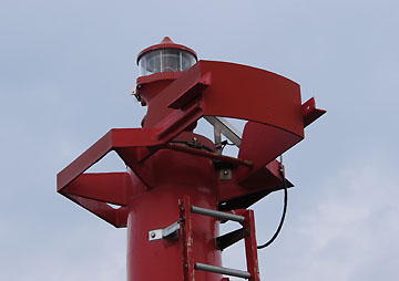 網代港第2防波堤灯台