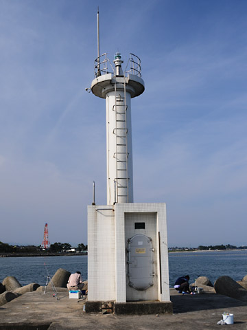 魚津港南区北防波堤灯台