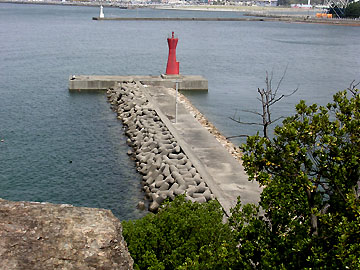 海南南防波堤灯台