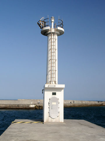 伊良湖港防砂堤灯台