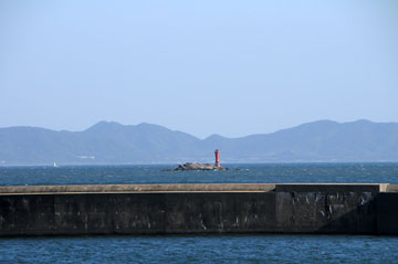 毛無島灯台