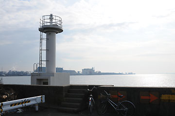 衣浦港中央ふとう西灯台