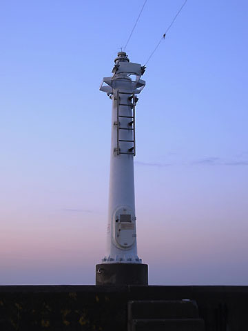 大野港北防波堤灯台