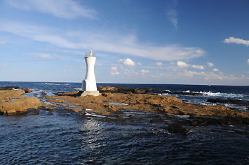 安房白浜港灯台