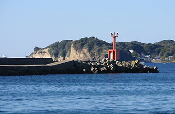 勝浦港南防波堤灯台