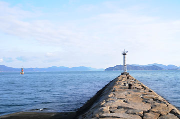 波方港東防波堤灯台