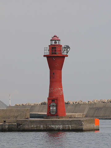 青苗港北防波堤灯台