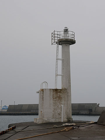 浦河港北内防波堤灯台