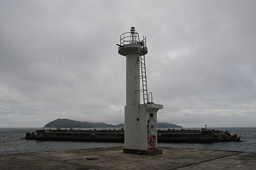 灘港西防波堤灯台
