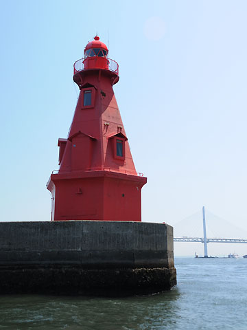 横浜北水堤灯台 日本の灯台