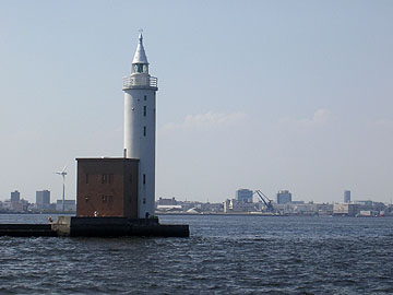 横浜外防波堤南灯台