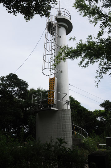 牛深港灯台