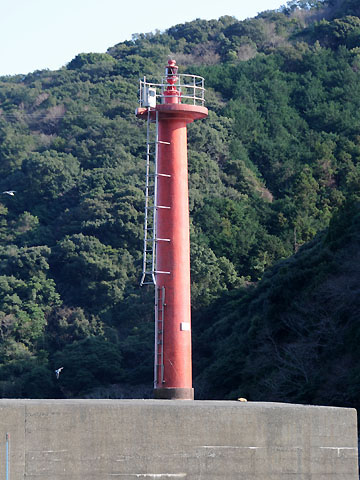 梶賀港北防波堤灯台