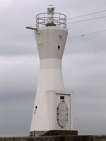 神島港北防波堤灯台