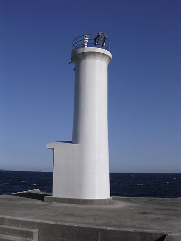 波切港東防波堤灯台