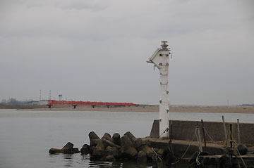 松浜港防波堤灯台