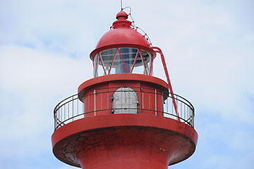 新潟港西区西突堤灯台