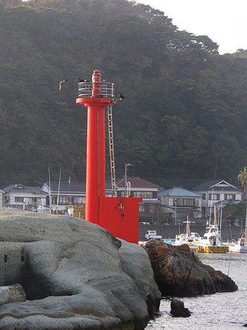 須崎港島堤灯台