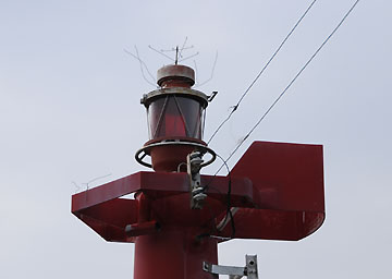 伊座利港南防波堤灯台