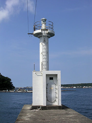 紀伊大島漁港東防波堤灯台
